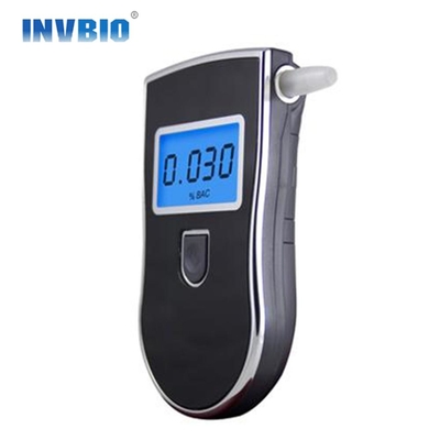 Rivelatore tenuto in mano del visualizzatore digitale del respiro At818 del tester portatile dell'alcool