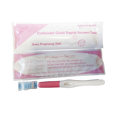 Nel mezzo della corrente corredi Hcg della prova di fertilità un uso domestico del test di gravidanza di punto